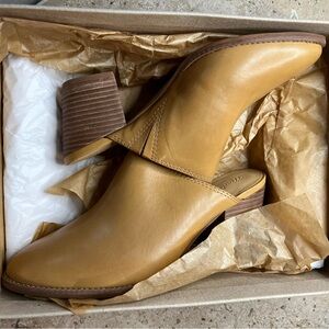 Madewell Tan Leather Mules Women’s Shoes 7